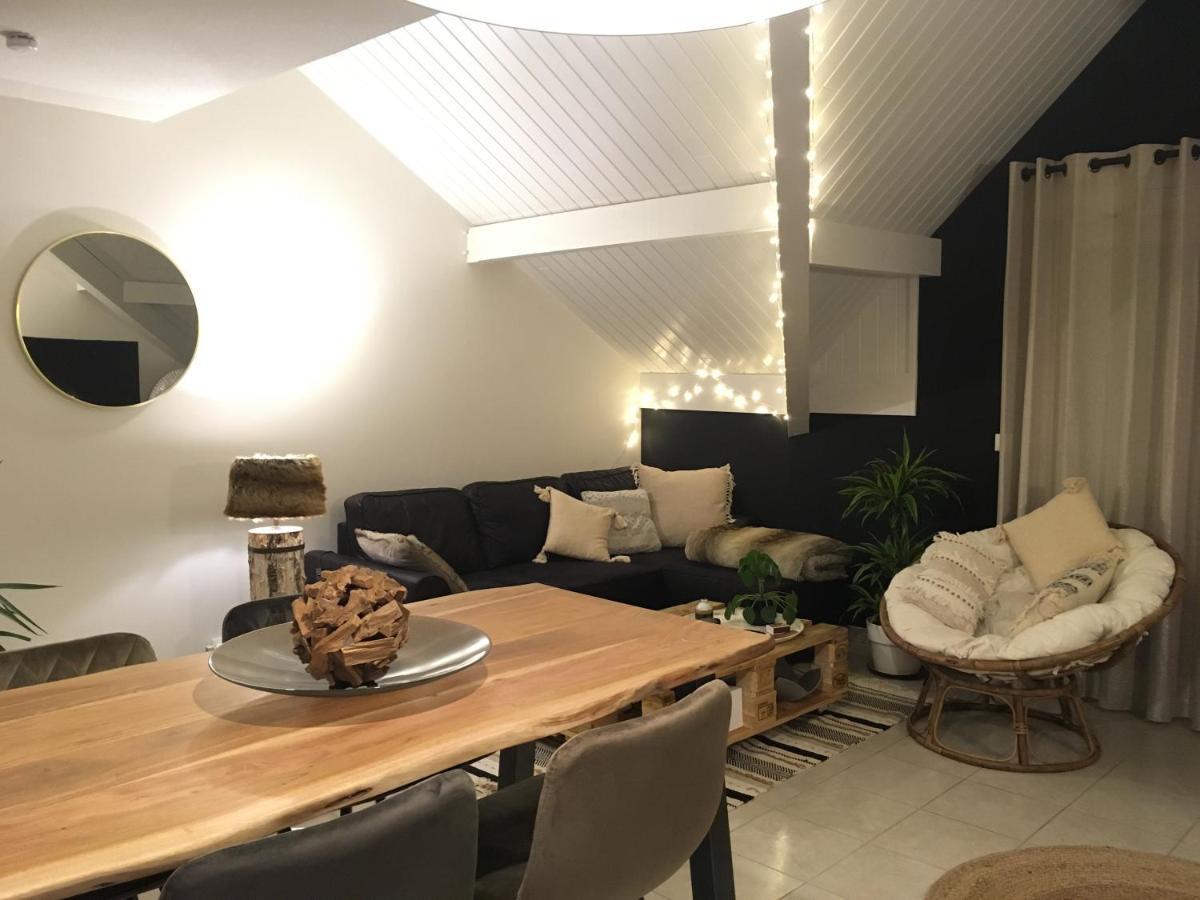 Appartement Plein Centre Village, Vue Montagnes, Proximite Immediate Lac Doussard Bagian luar foto