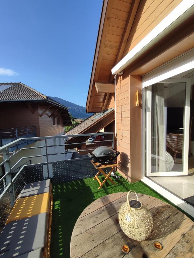 Appartement Plein Centre Village, Vue Montagnes, Proximite Immediate Lac Doussard Bagian luar foto